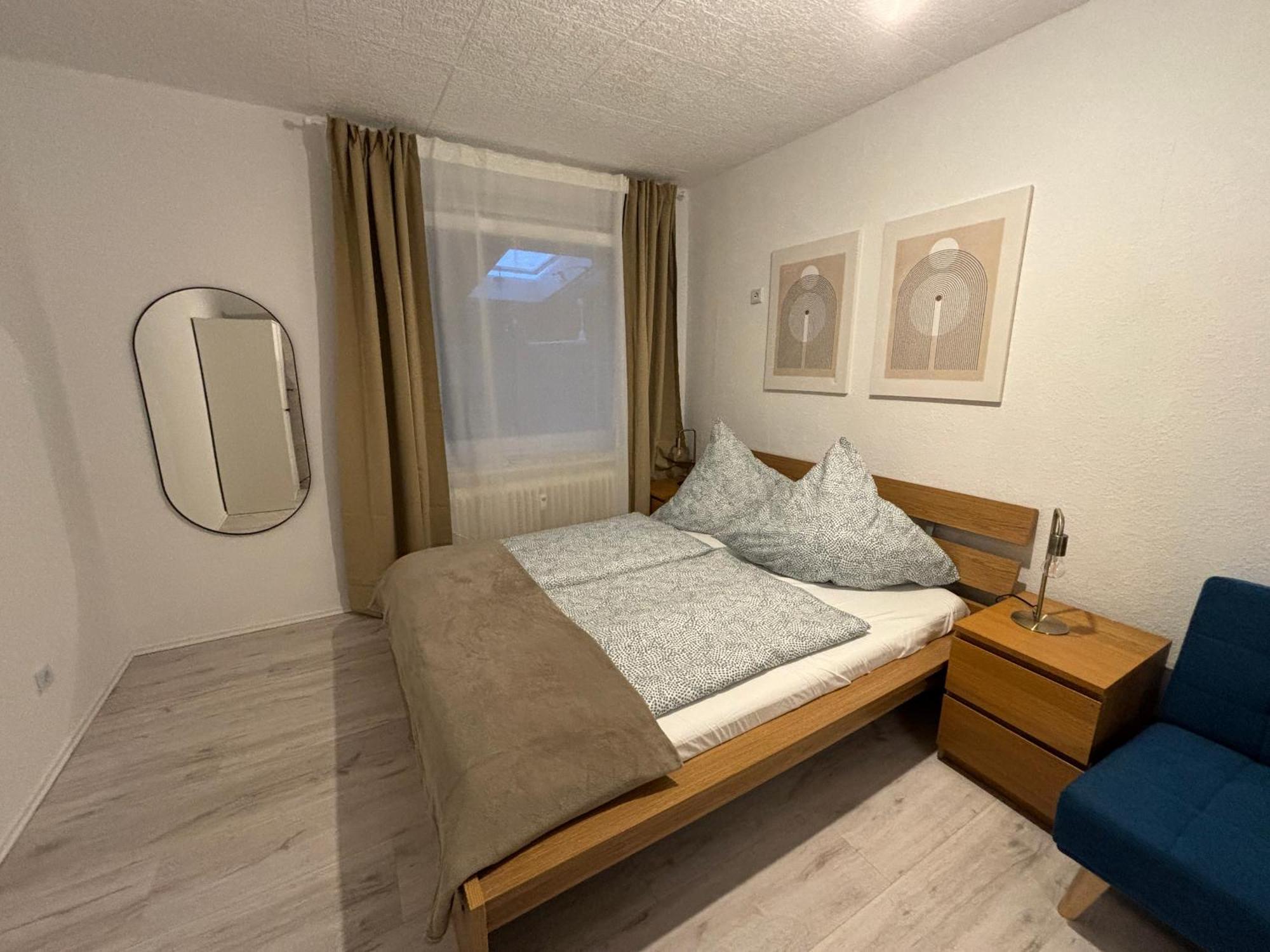140Qm - 4 Zimmer- Parkplatz - Autobahn - Blauer See - Mallibase Apartments Garbsen Exterior foto